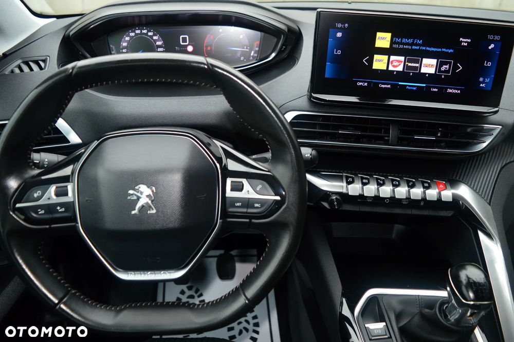 Peugeot 3008 - 17