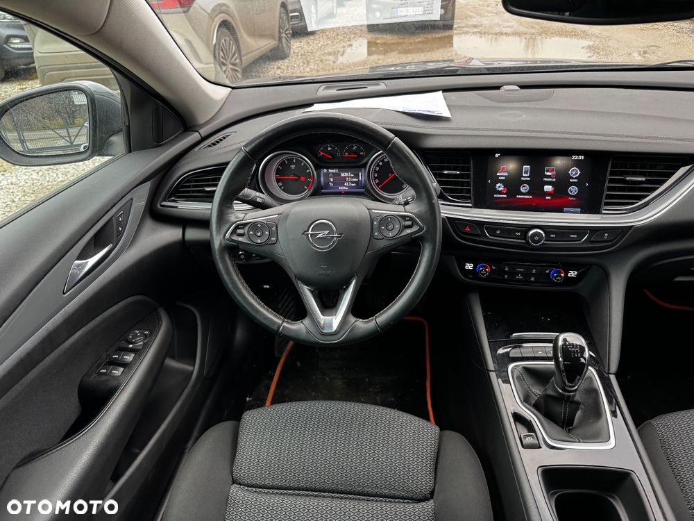 Opel Insignia 1.5 T Enjoy S&S - 33