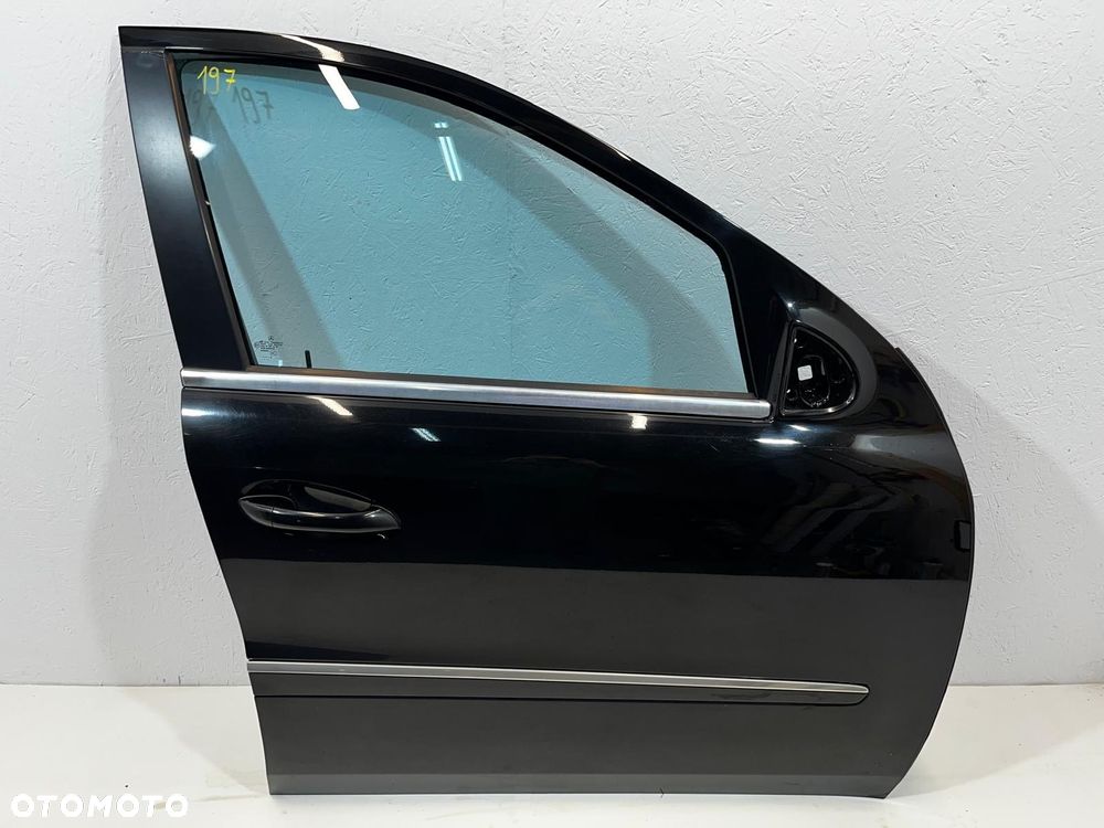 MERCEDES ML W164 LIFT DRZWI PRAWE PRZÓD 197 KOMPLETNE STAN BDB - 2