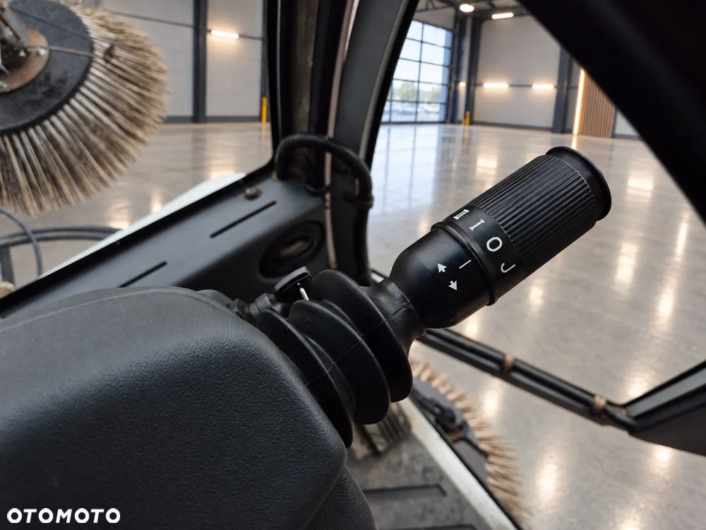 Inny BUCHER CITYCAT 2020 ZAMIATARKA SOLARKA - 16