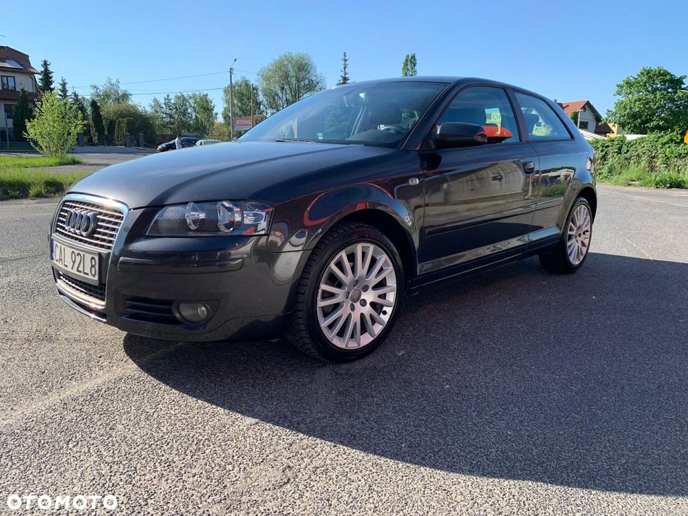 Audi A3 3-drzwiowe 1.6 Ambiente - 1