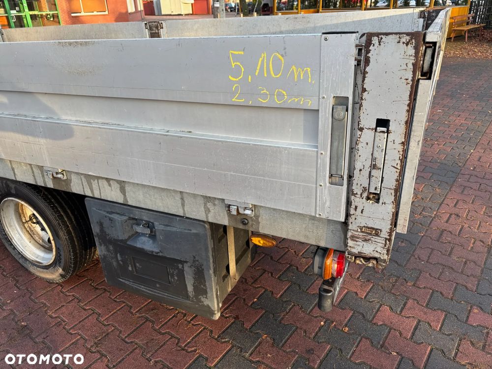 Mitsubishi FUSO Canter 7C15 - 11