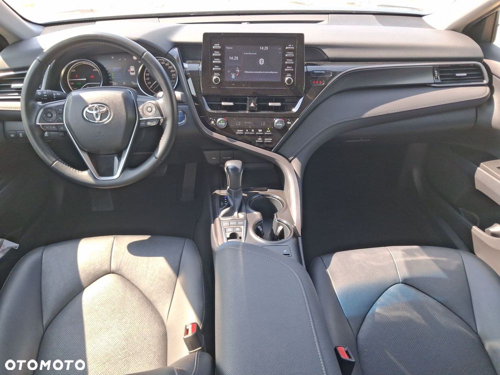 Toyota Camry 2.5 Hybrid Comfort CVT - 11
