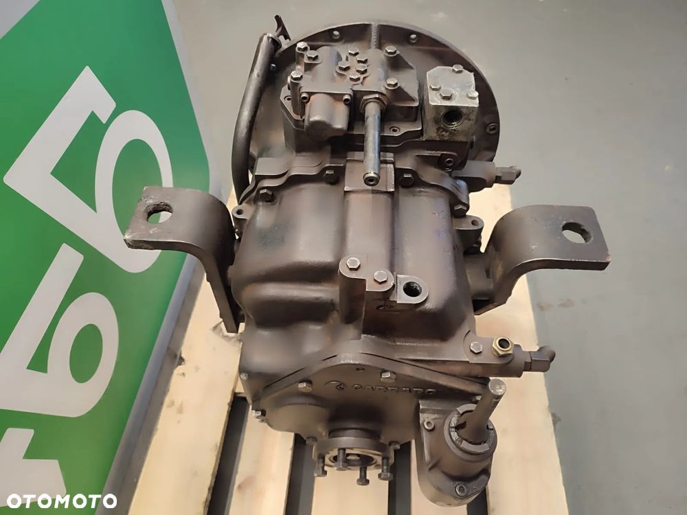 Skrzynia biegów 131152 Case 580SLE Carraro - 8