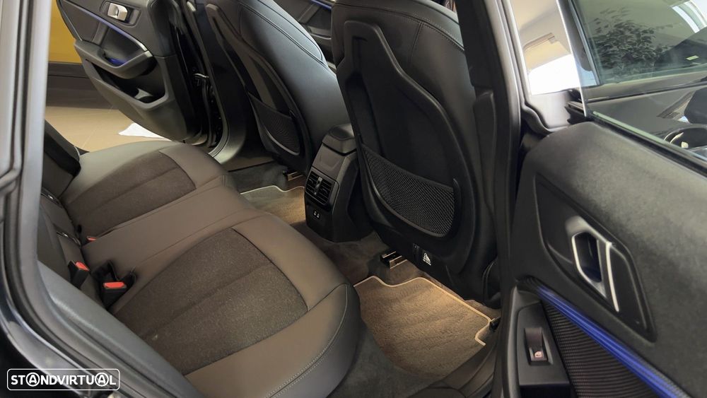 BMW 218 Gran Coupé - 13