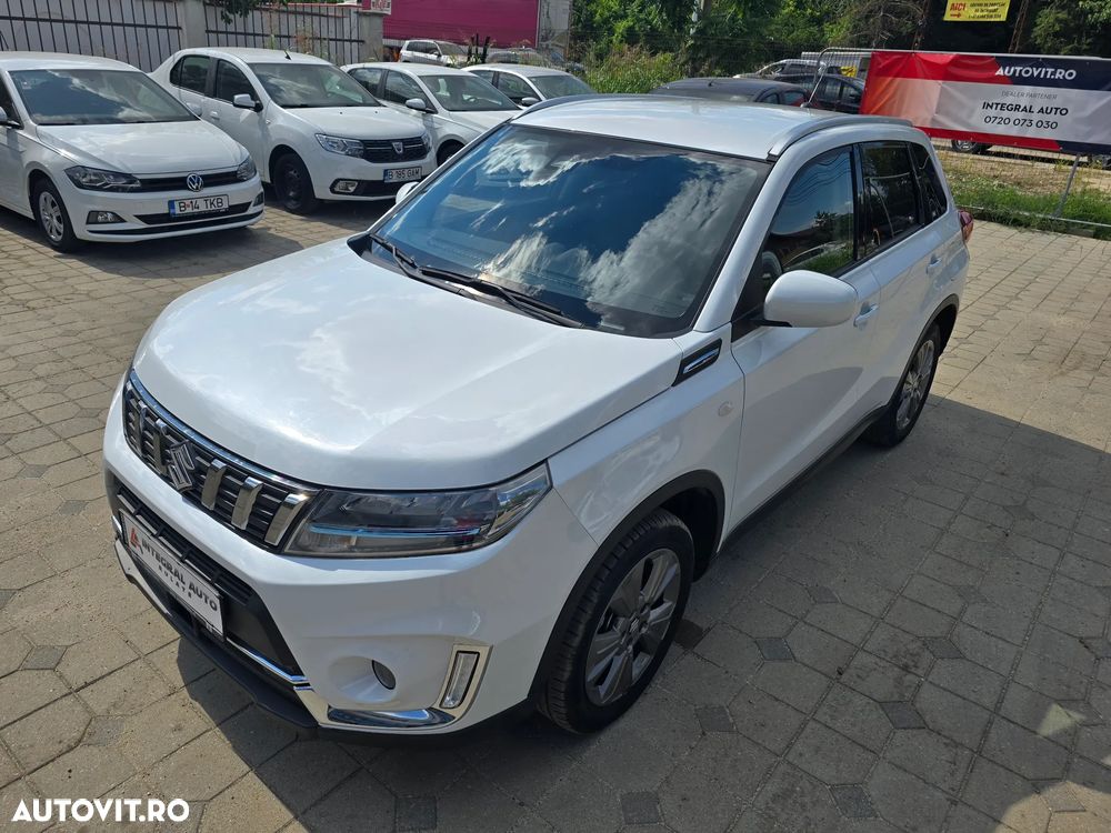 Suzuki Vitara 1.4 Boosterjet AllGrip MHEV Passion - 1