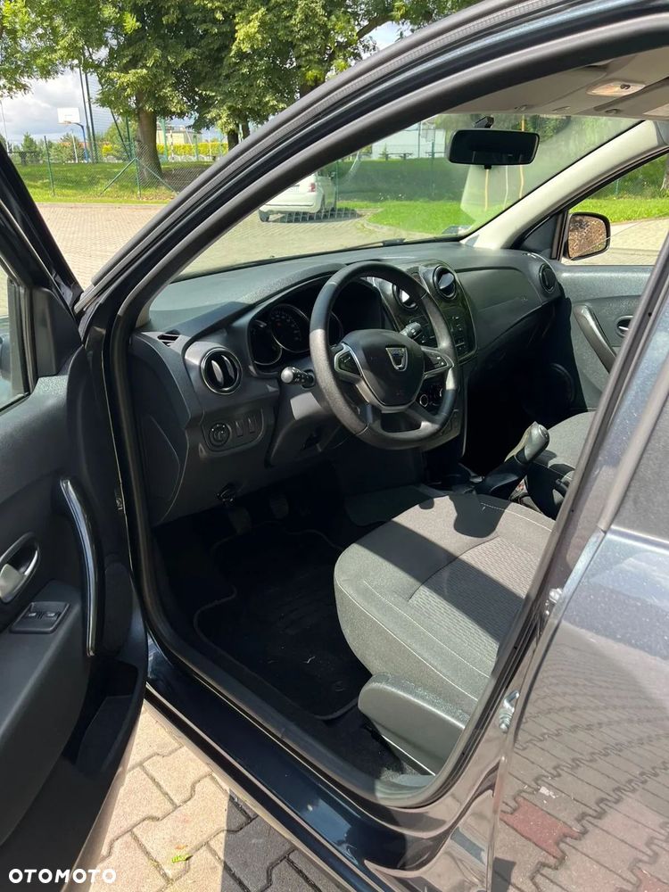 Dacia Sandero - 8