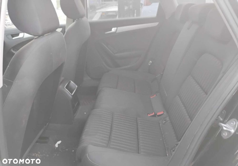 Audi A4 Avant - 10