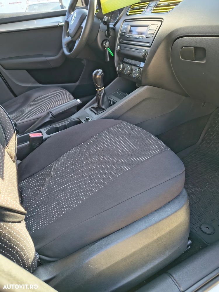 Skoda Octavia 1.2 TSI Ambiente - 5