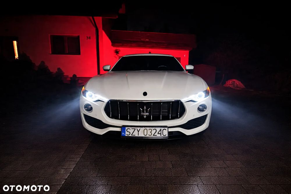 Maserati Levante S - 27