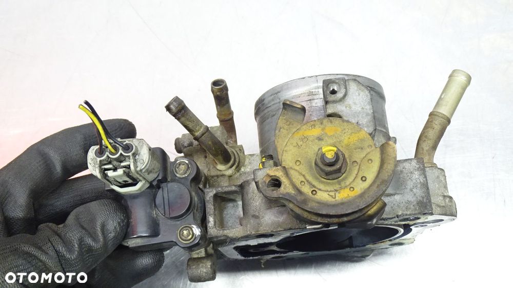 PRZEPUSTNICA HONDA ACCORD VII 2.0 - 2