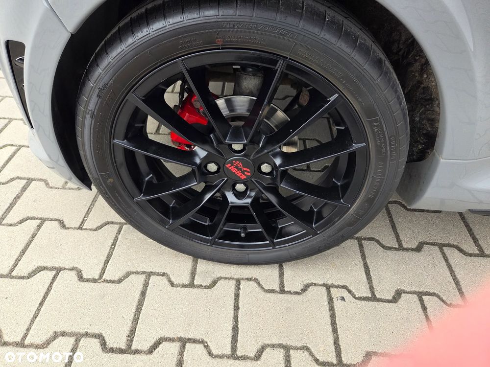 Ligier JS50 - 15