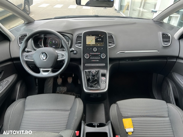 Renault Scenic - 3