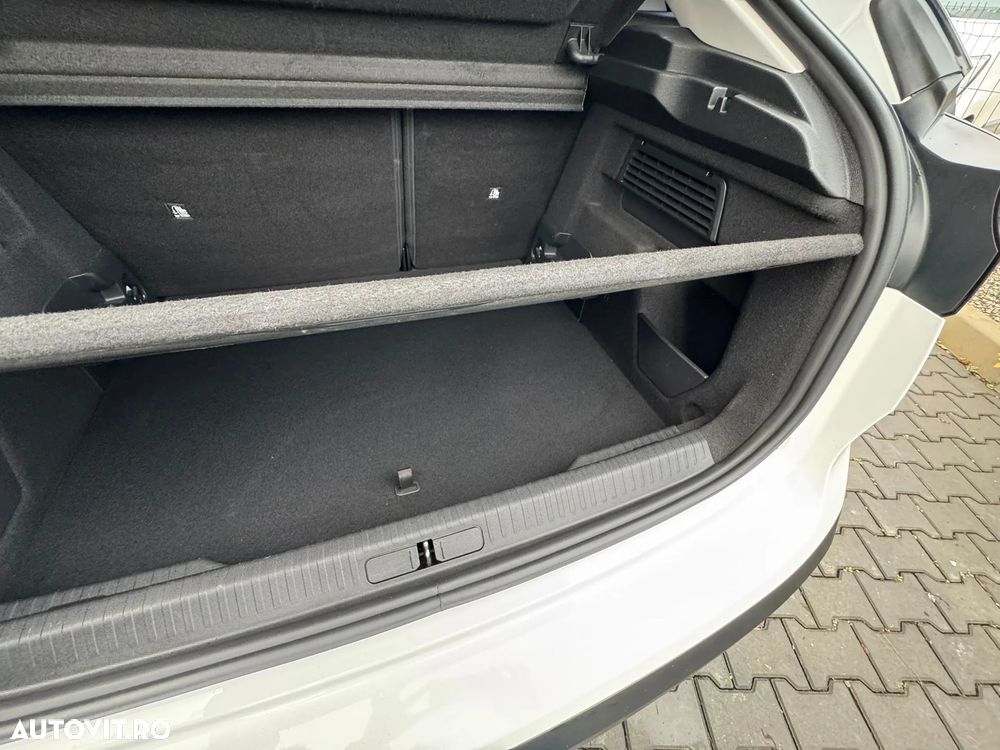 Citroën C4 BlueHDi 110 Stop&Start FEEL PACK - 25