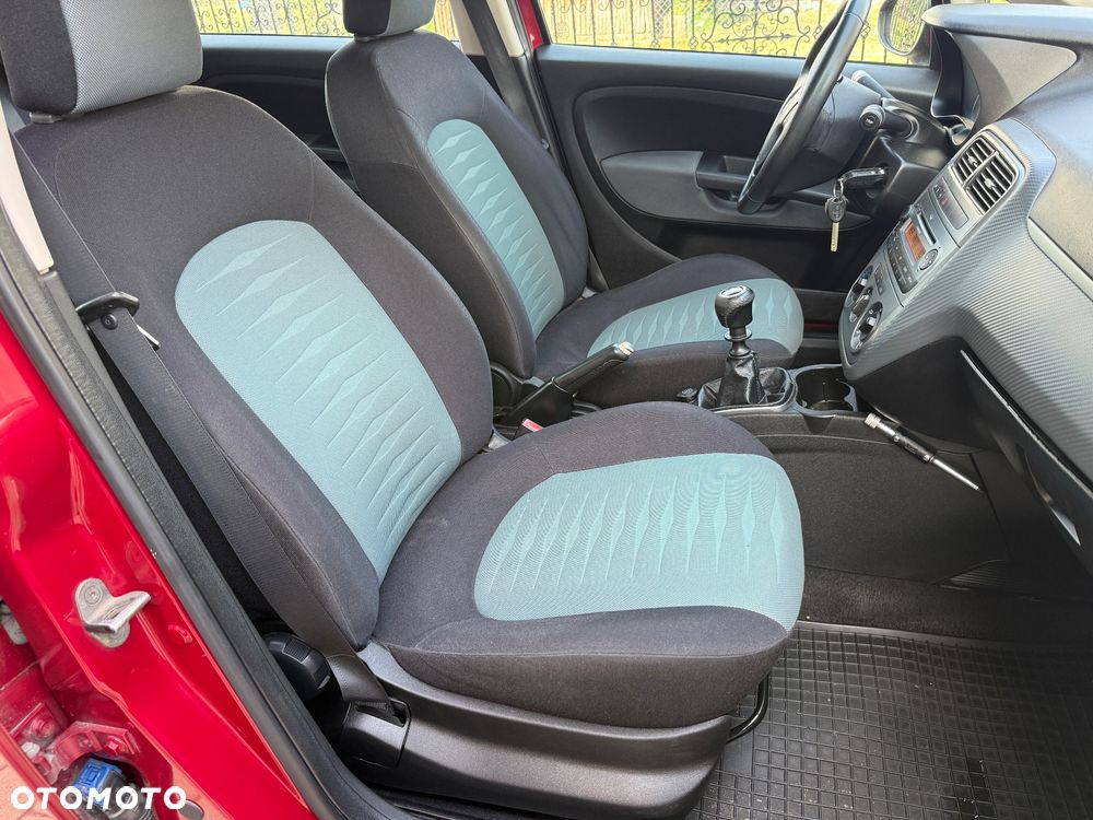 Fiat Punto 1.4 16V Dynamic - 20