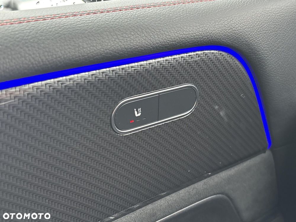 Mercedes-Benz GLB 200 4-Matic AMG Line 8G-DCT - 20