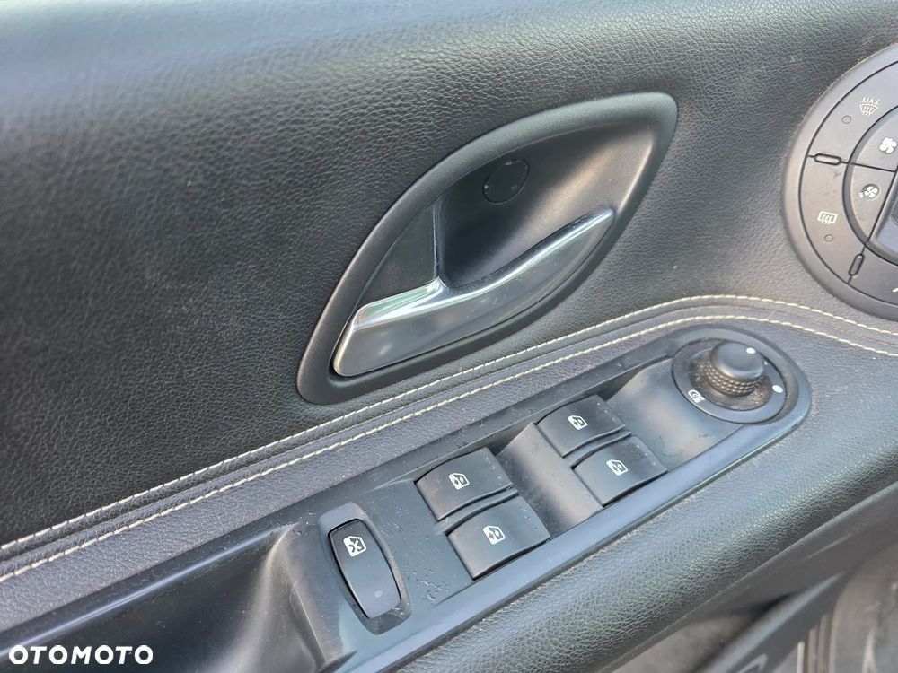 Renault Espace 2.0 dCi FAP Privilege - 26