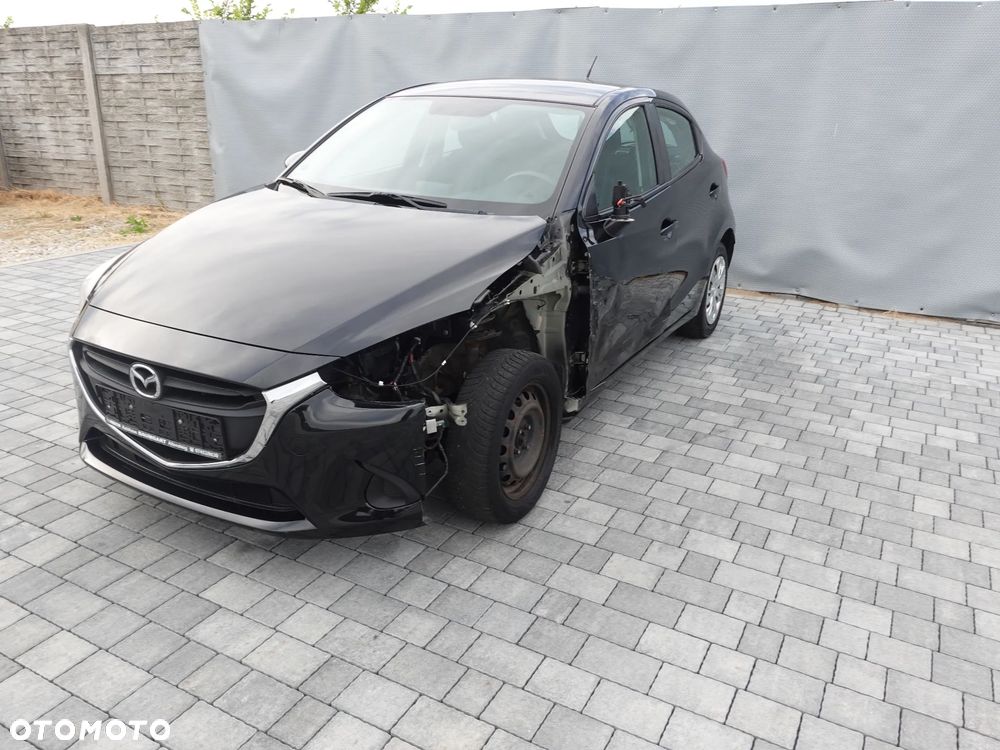 Mazda 2 - 6