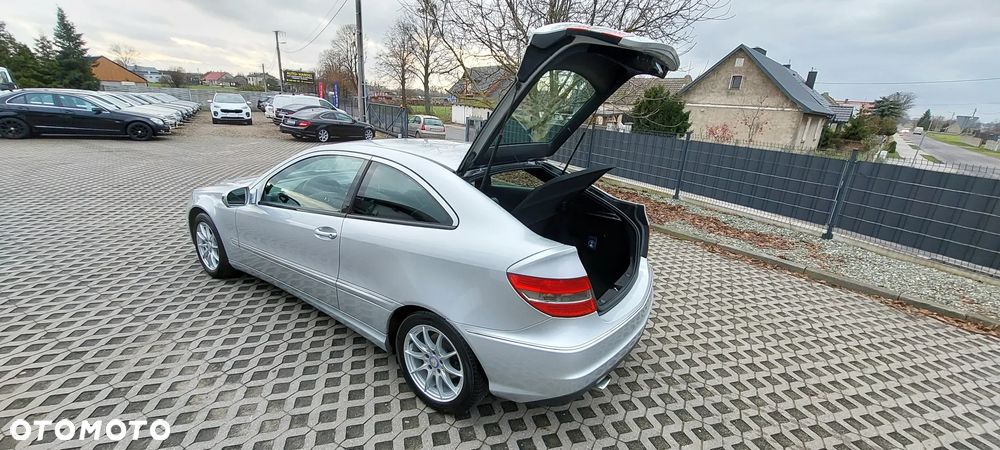 Mercedes-Benz CLC - 29