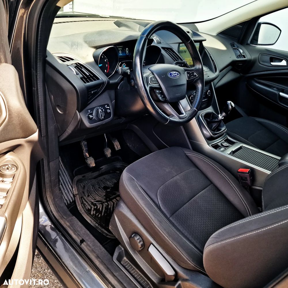 Ford Kuga 1.5 EcoBoost 2WD Trend - 10