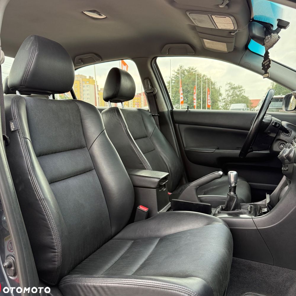 Honda Accord 2.0 Comfort - 13
