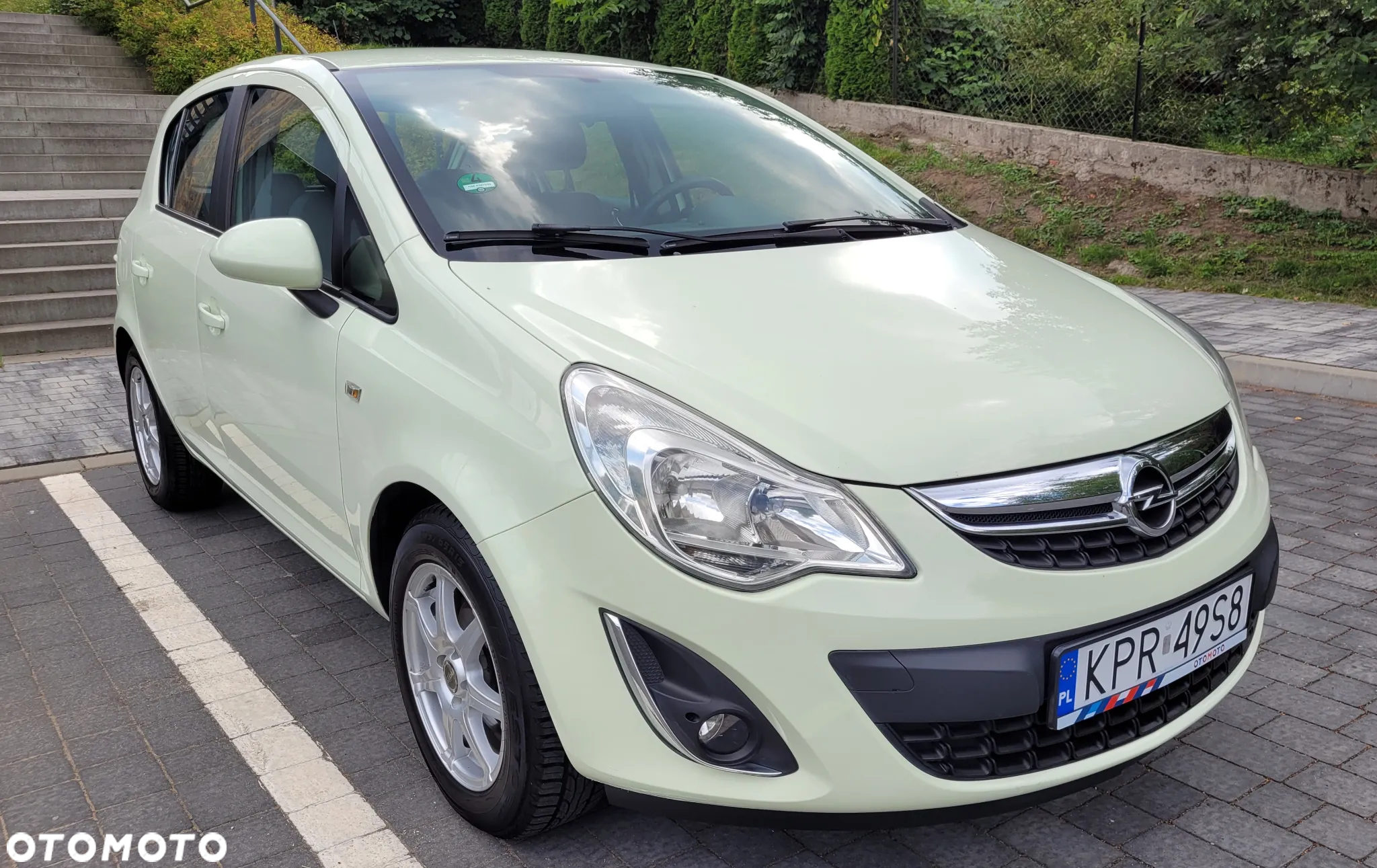 Opel Corsa 1.2 16V Edition 150 - 11