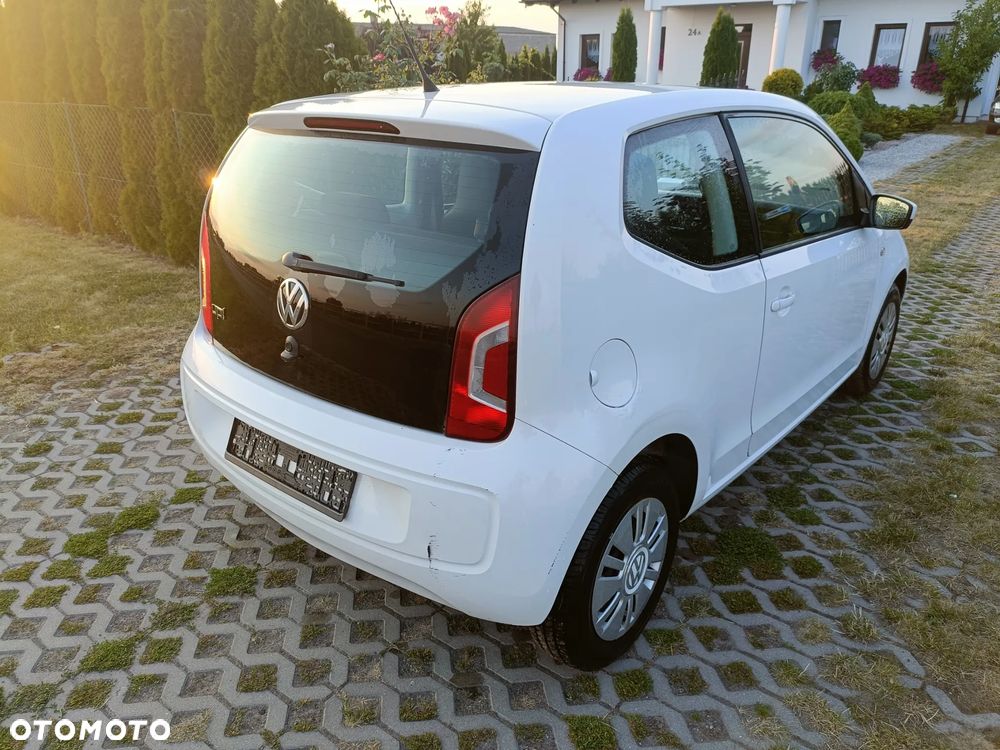 Volkswagen up! - 8