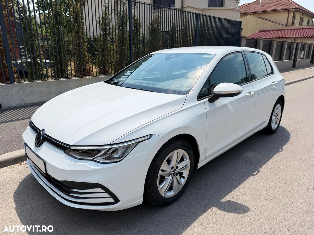 Volkswagen Golf - 6