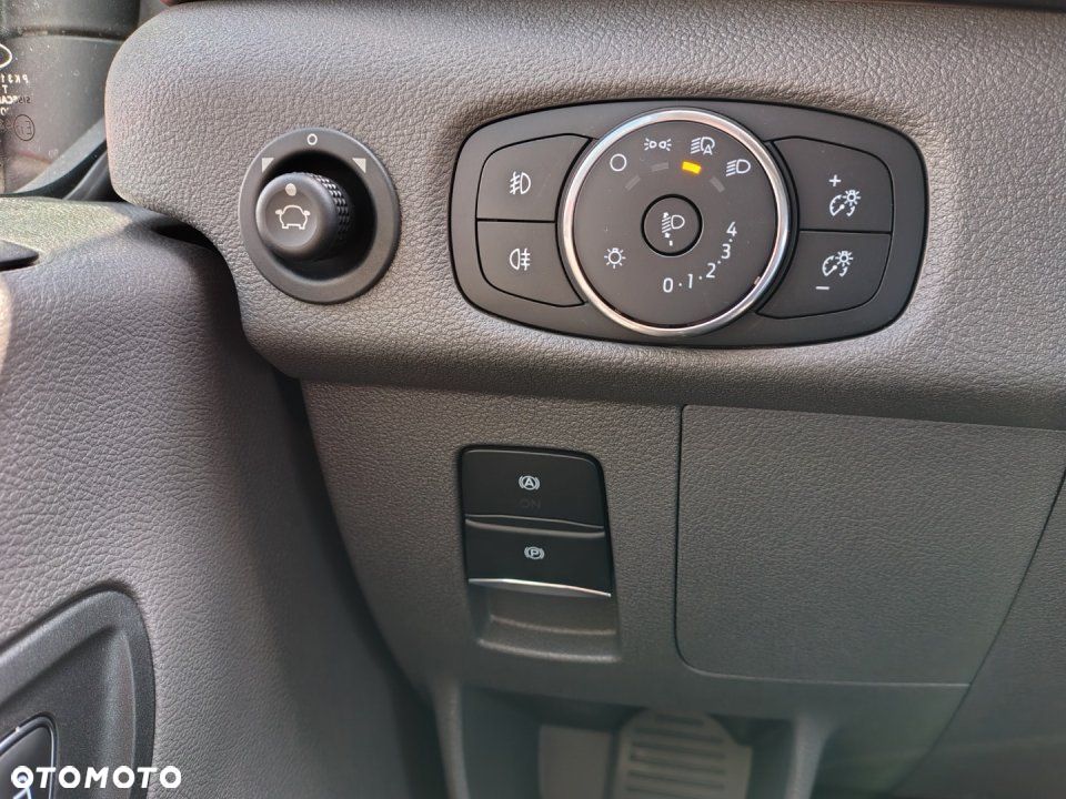 Ford Nowy Transit - 11