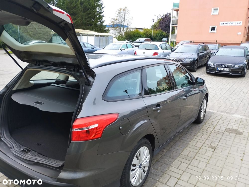 Ford Focus 1.6 Titanium - 4