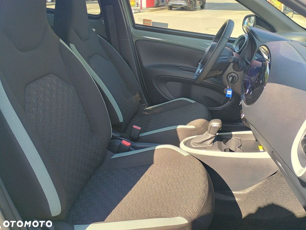 Toyota Aygo X 1.0 VVT-i Style CVT - 11