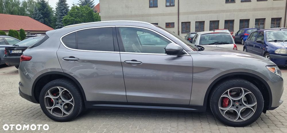 Alfa Romeo Stelvio 2.0 Turbo TI Q4 - 4