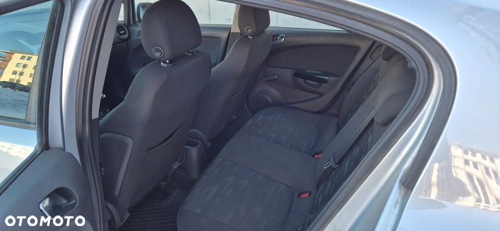 Opel Corsa - 11