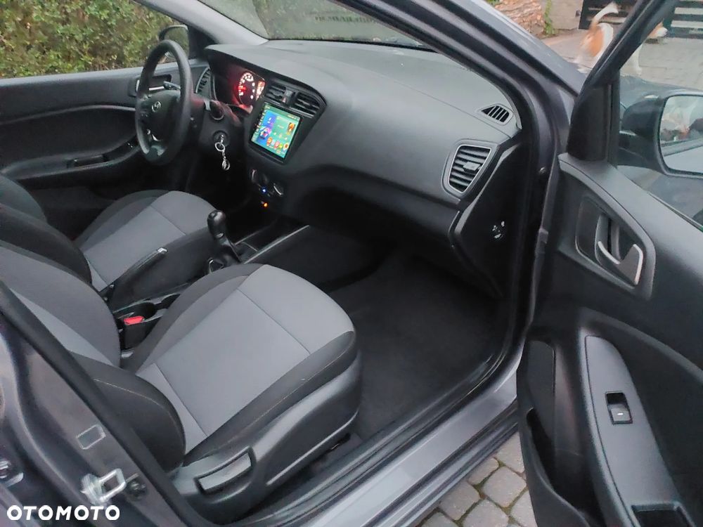Hyundai i20 1.2 Comfort - 14