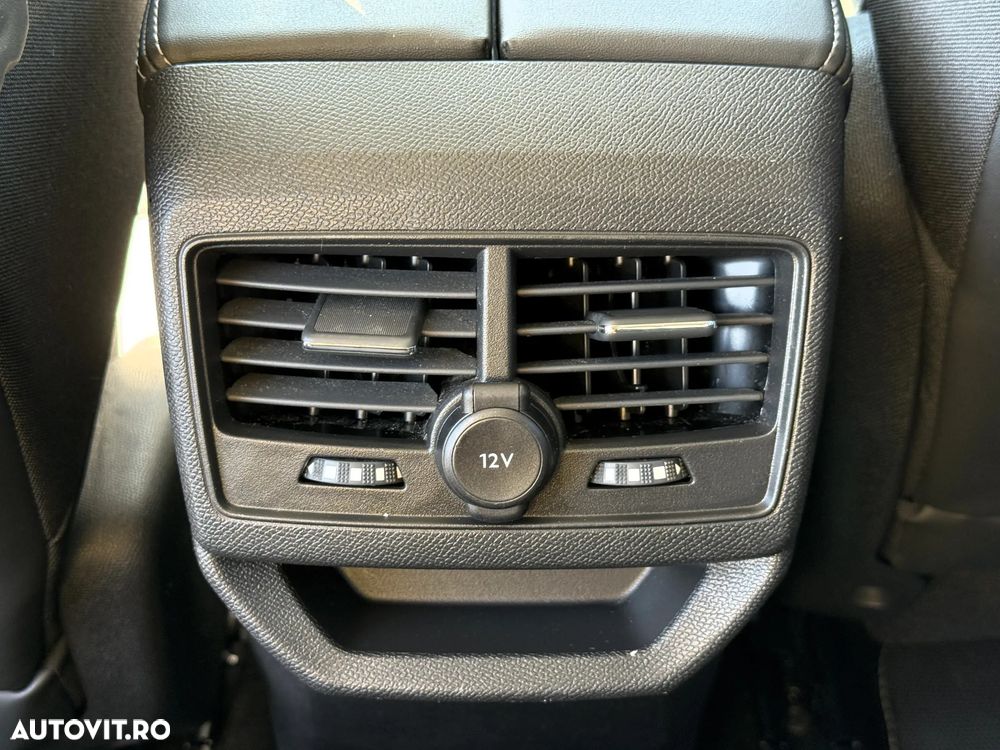 Peugeot 3008 PureTech 130 Stop & Start GPF EAT8 Active Business-Paket - 36