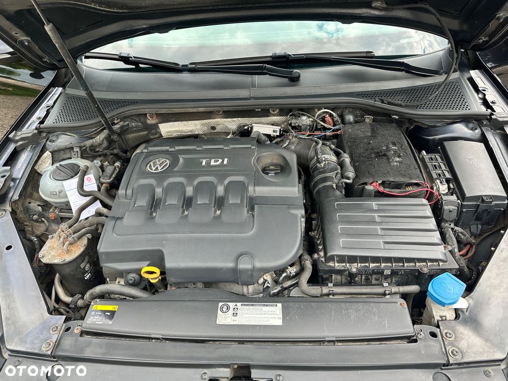 Volkswagen Passat 2.0 TDI BMT Highline DSG - 17