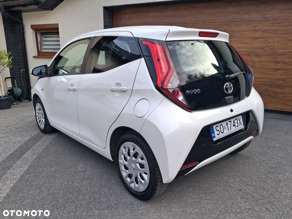 Toyota Aygo 1.0 VVT-i JBL Edition - 3