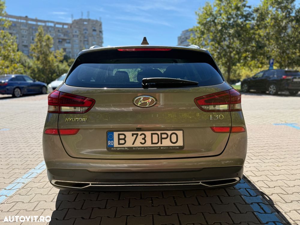 Hyundai i30 - 21