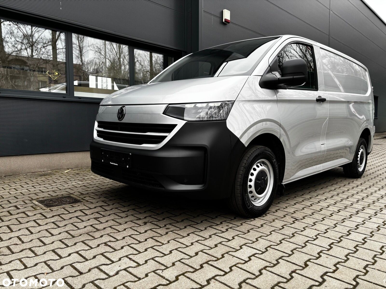 Volkswagen Transporter 2.0 TDI 150KM 6-bm L1 - 17