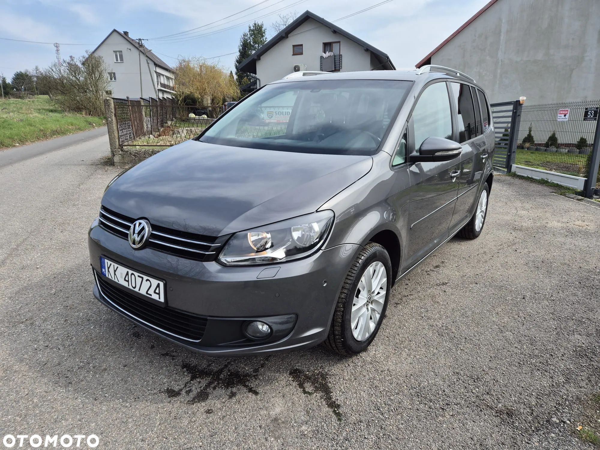Volkswagen Touran 1.6 TDI DPF BlueMot Trendline - 1