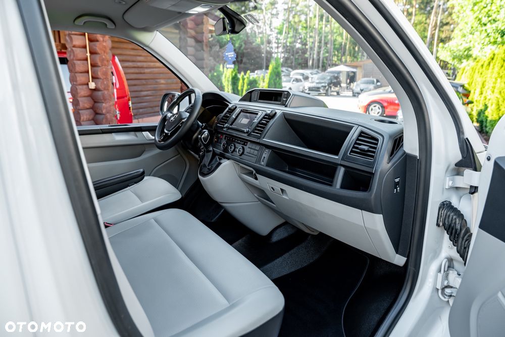 Volkswagen Caravelle 2.0 TDI L2 Trendline DSG - 22