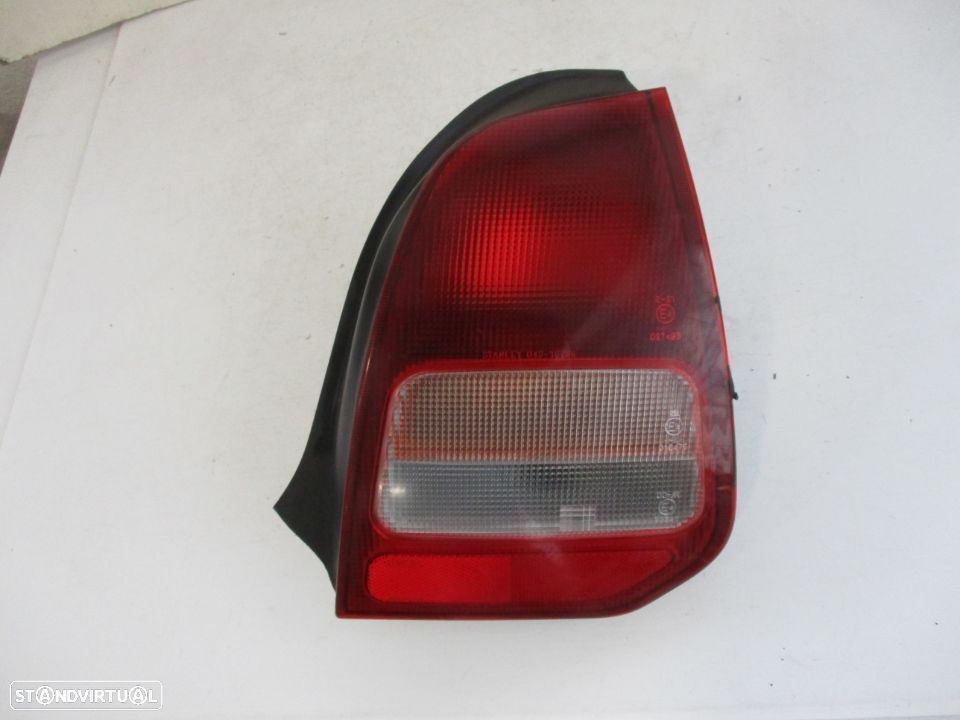 Farol Farolim Tras Mitsubishi Colt 1997 a 1998 - 2