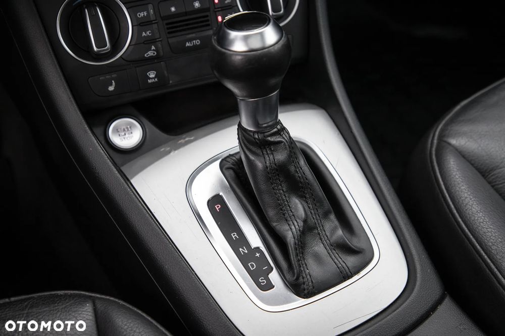 Audi Q3 2.0 TFSI quattro S tronic - 22