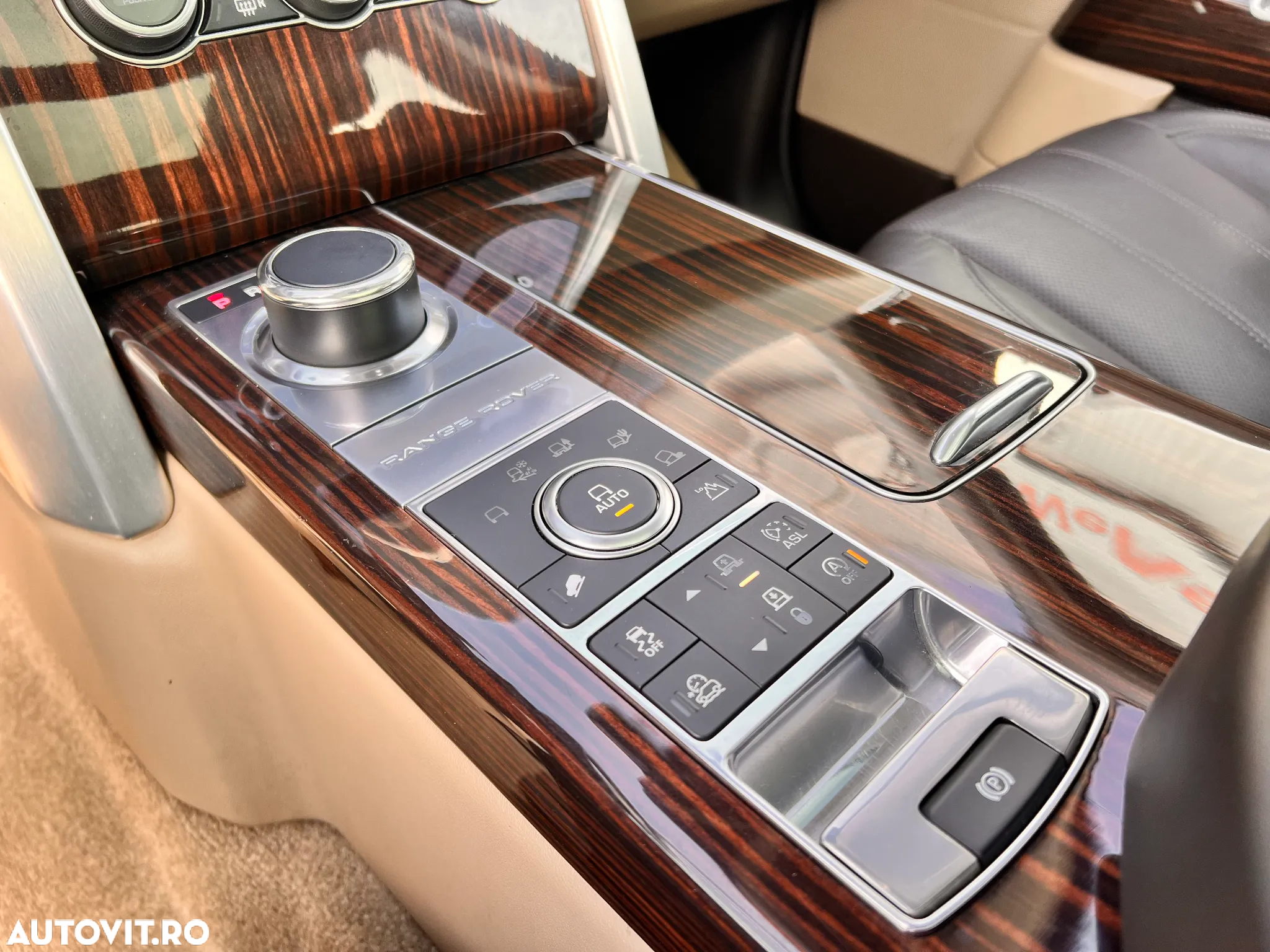 Land Rover Range Rover Vogue - 18