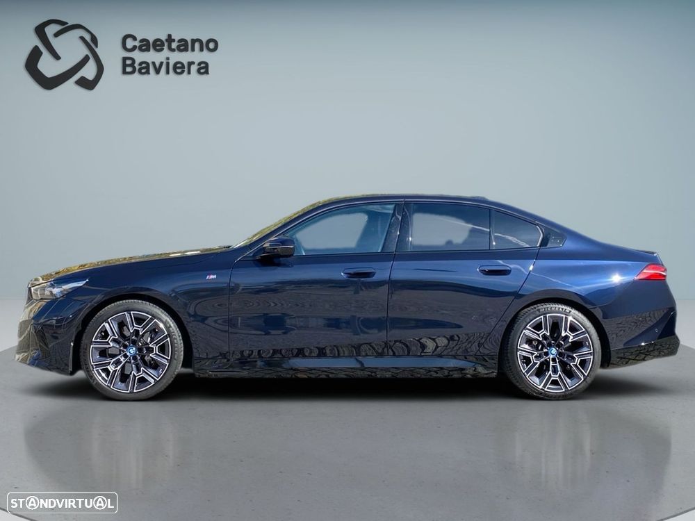 BMW i5 eDrive40 Pack Desportivo M - 26