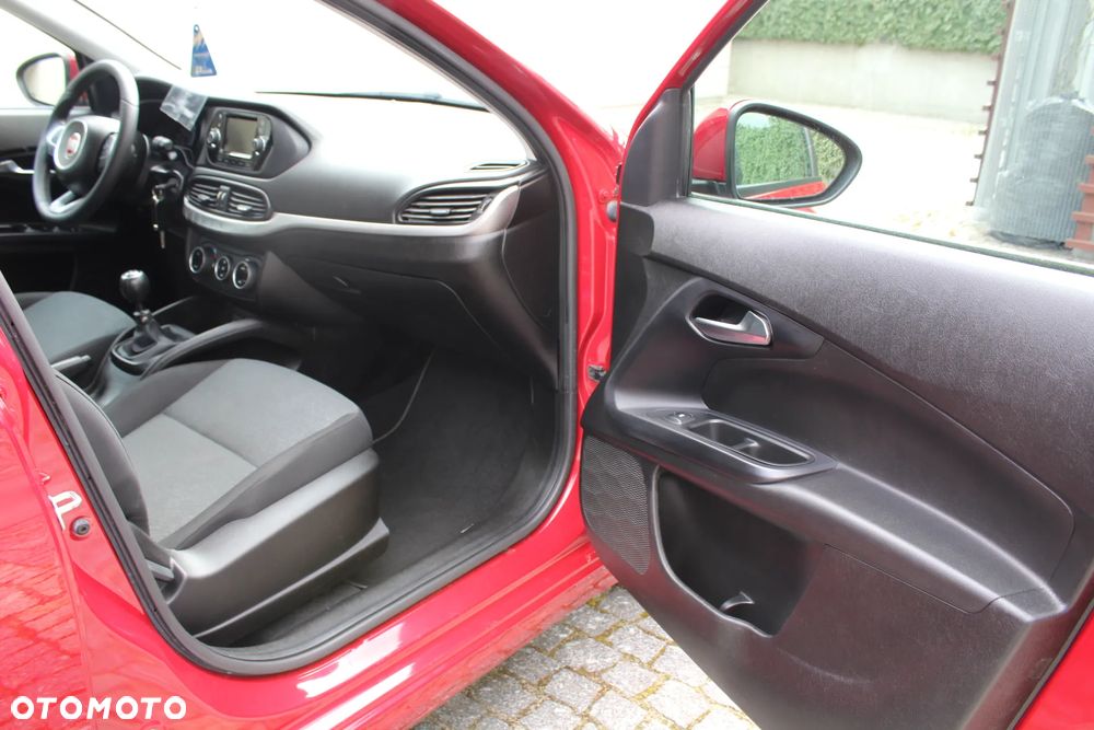 Fiat Tipo 1.4 16V More - 17