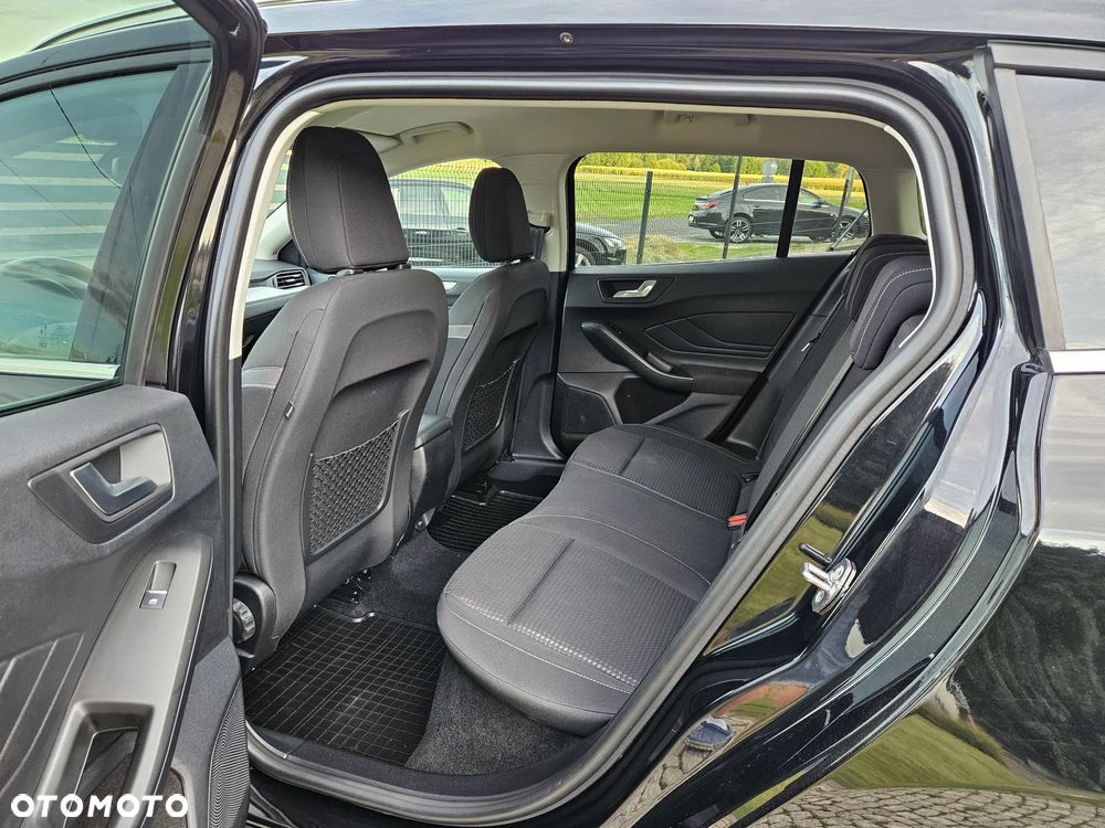 Ford Focus 2.0 EcoBlue Titanium X - 14