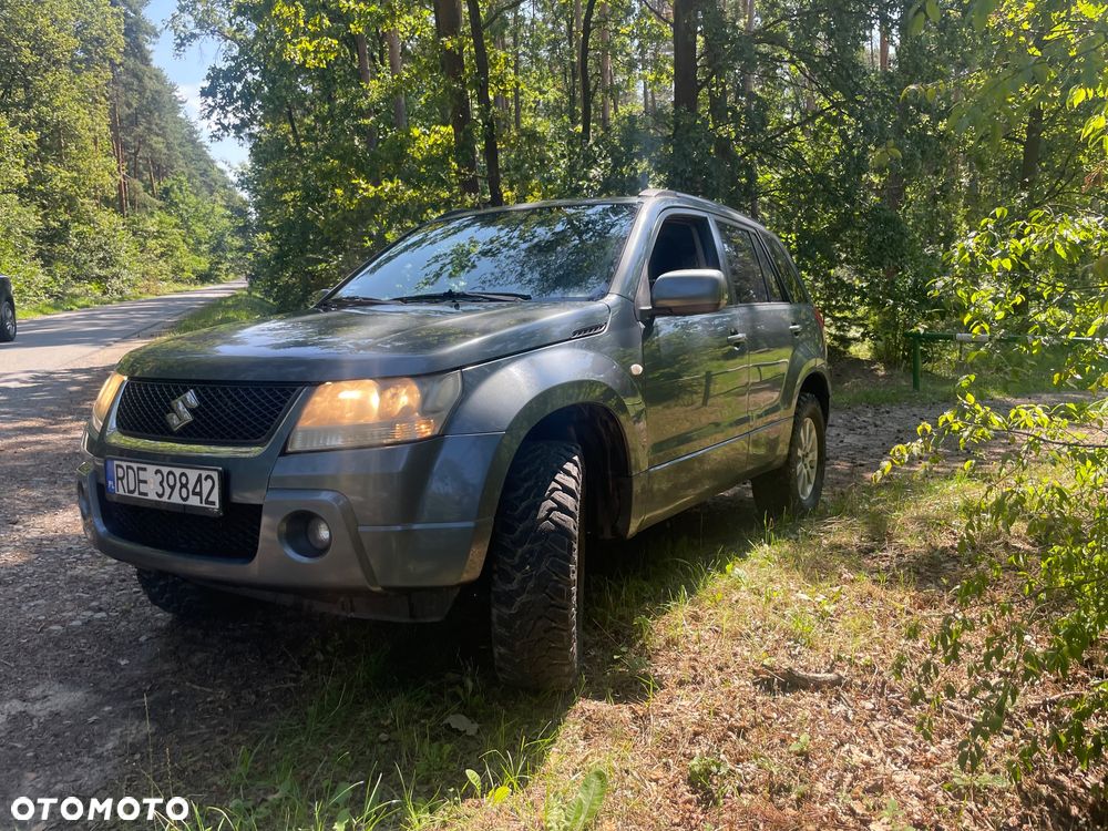 Suzuki Grand Vitara 2.0 Comfort - 3