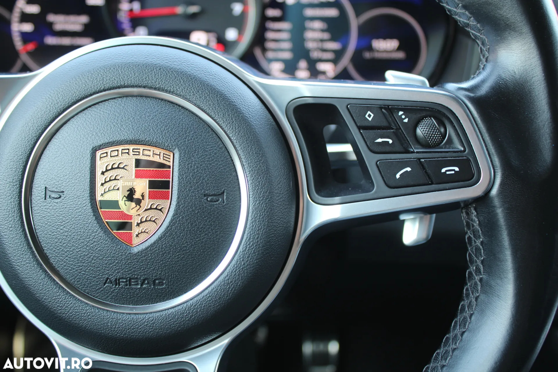Porsche Cayenne S - 6