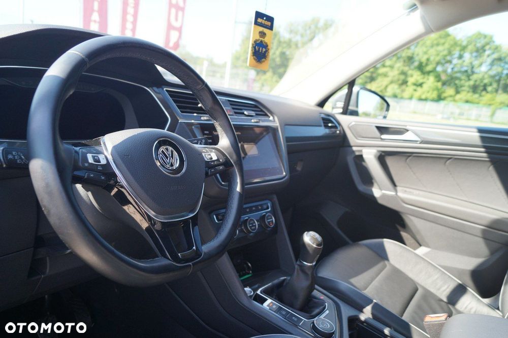 Volkswagen Tiguan Allspace - 5